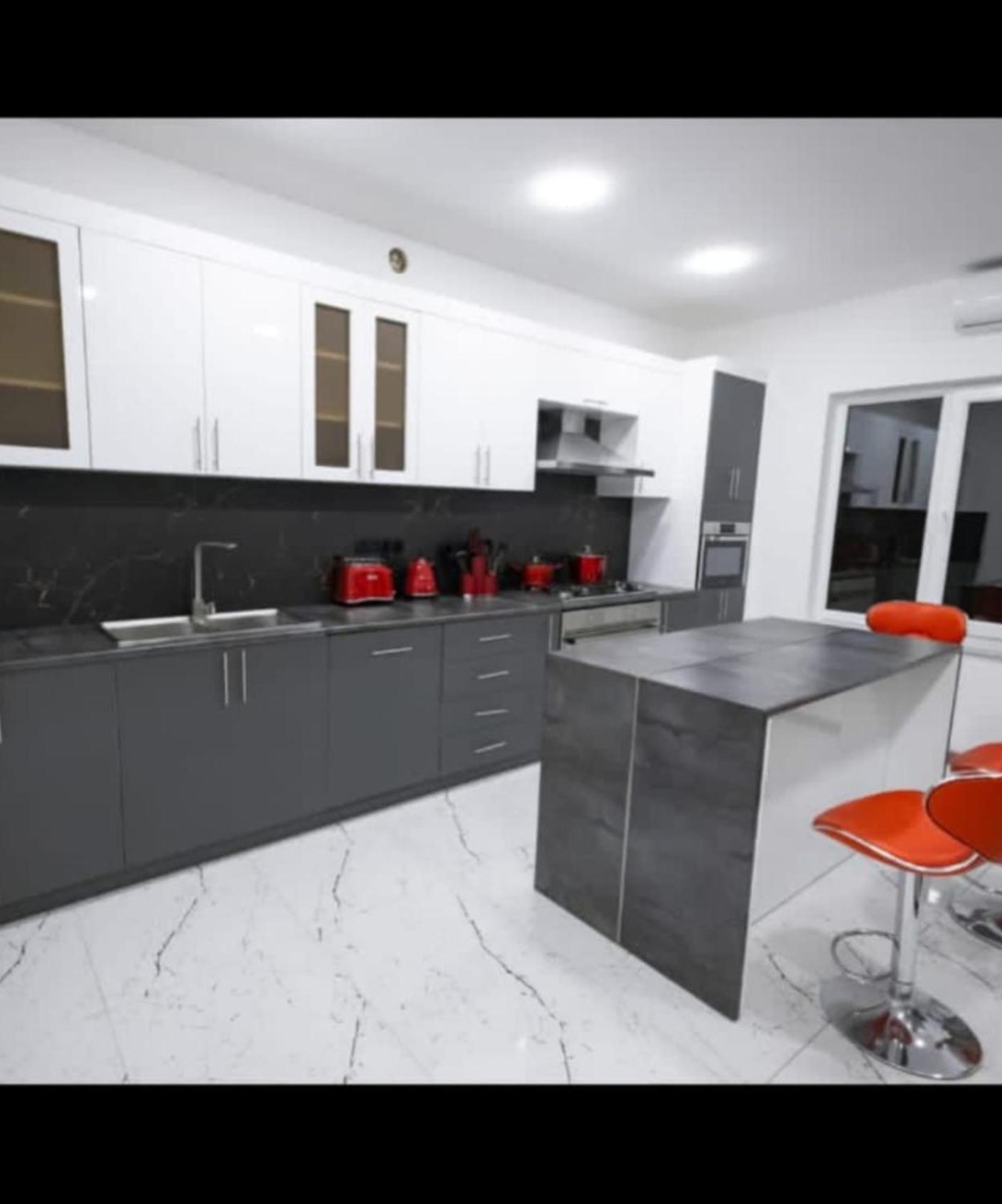 Dream Home วานาดเซอร์ ภายนอก รูปภาพ