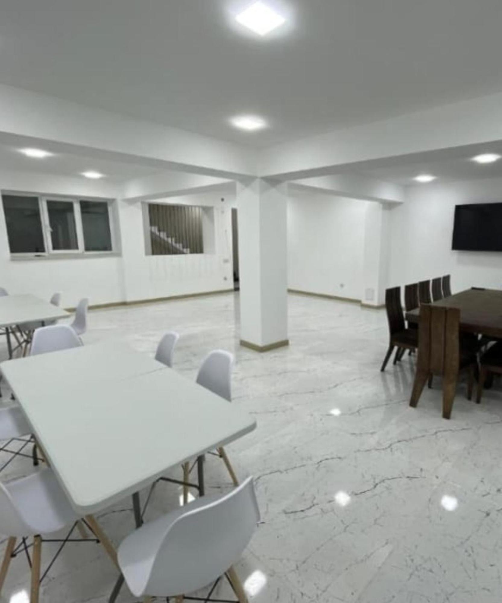 Dream Home วานาดเซอร์ ภายนอก รูปภาพ
